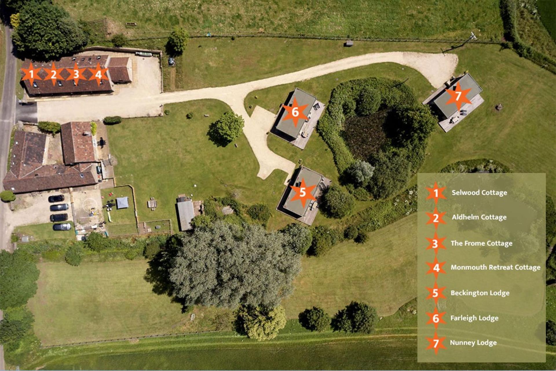 Beckington Lodge Екстериор снимка